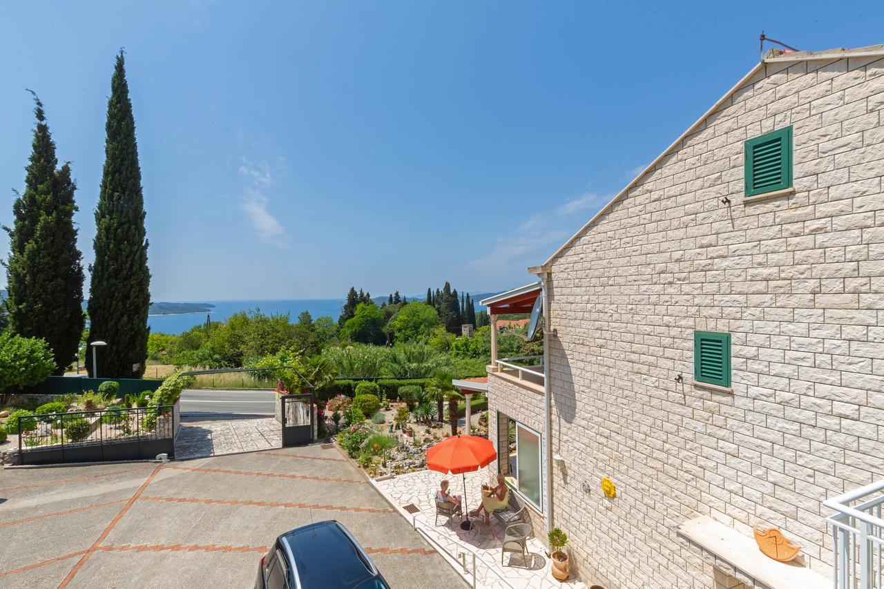 فندق Sunny House Free Parking تريستينو المظهر الخارجي الصورة